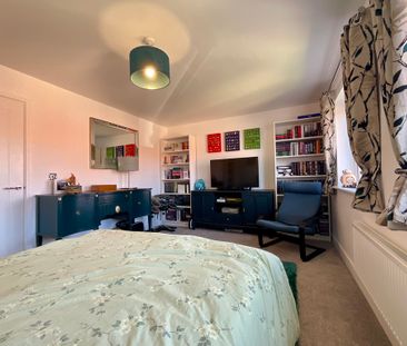 3 bedroom End Terraced House to let - Photo 6