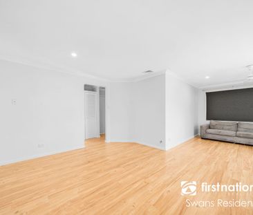 Family Living in the Heart of Ellenbrook!! - Photo 6