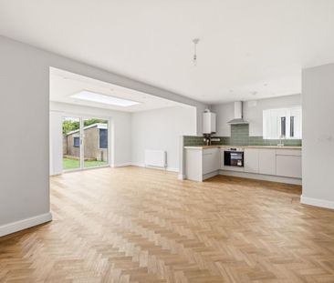 3 bedroom House To Let - Photo 4