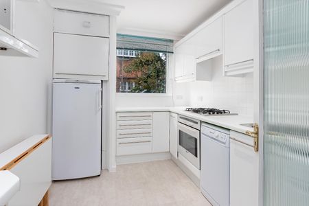 Eton Avenue, London, Belsize Park - Photo 5