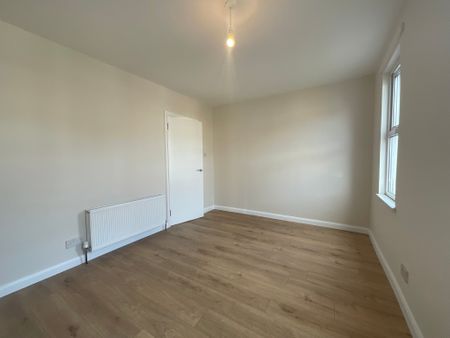 81 My Ladys Road, Belfast, BT6 8BZ - Photo 2
