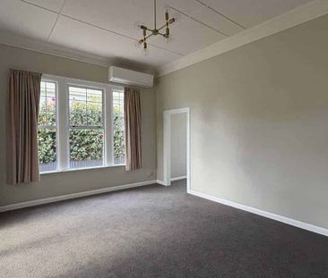 EXTRA LARGE FAMILY LIVING - Photo 3