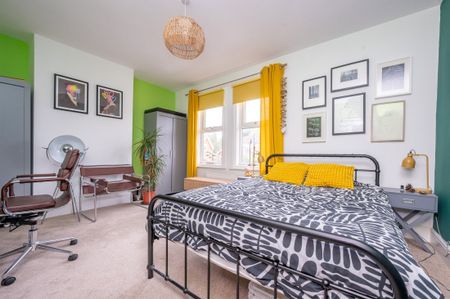 2 bedroom terraced house - Photo 5