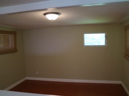$2250 / 4 BED – 2200FT2 - Photo 3