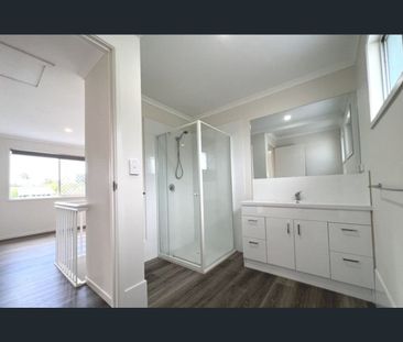 24 Onslow Street, Nerang, Qld 4211 - Photo 1