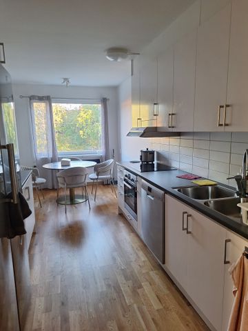 Vårbergsplan, Skärholmen - Photo 3