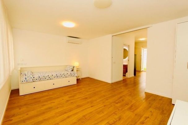 4 room luxury House for rent in Paterna, Spain - Photo 1