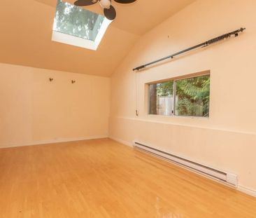 2752 Byron Road, North Vancouver - Photo 3