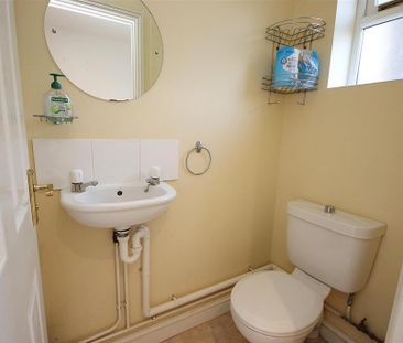 2 bedroom house to rent - Photo 3
