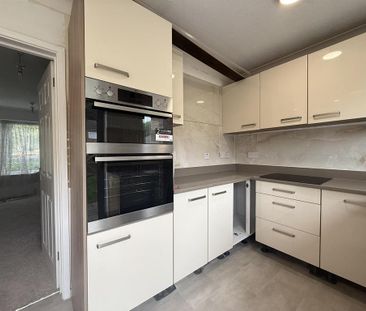 2 bedroom terraced house to rent - Photo 6