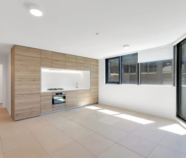 PLEASE CONTACT MARIA KONNOV TO ARRANGE AN INSPECTION: sandringhampm... - Photo 4