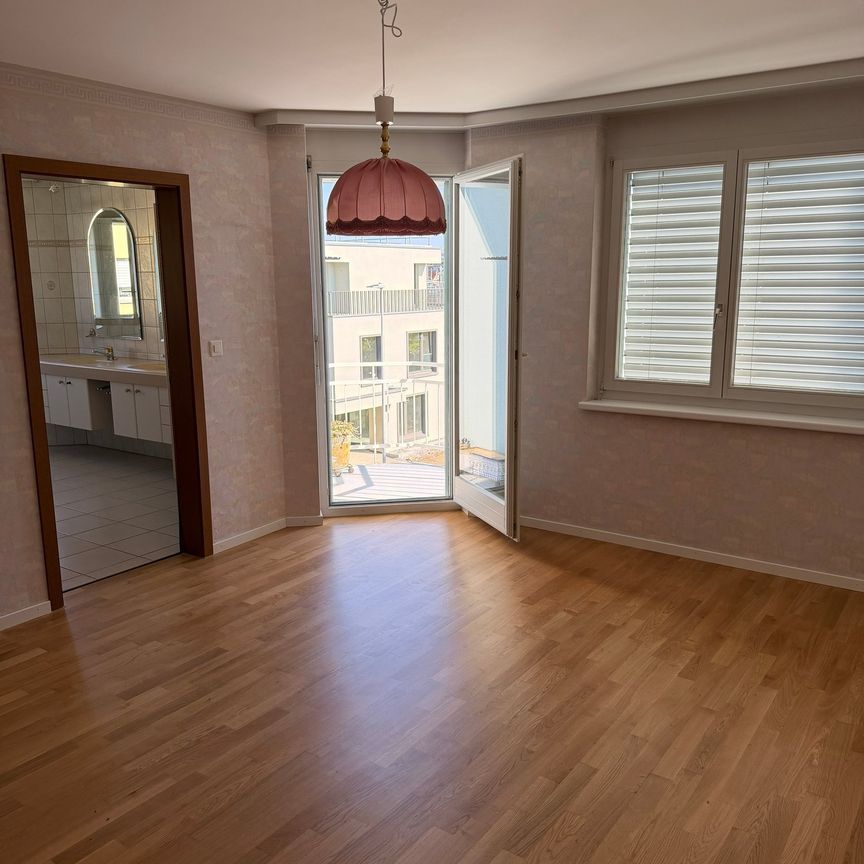 Grosszügige Wohnung mit Eigentümerstandard in Bad Zurzach - Photo 1