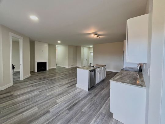 For Lease - 319922 Kemble Rock Road Unit# 3, Georgian Bluffs, Ontario - Photo 1