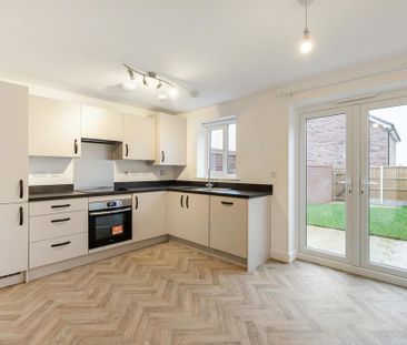 3 bedroom semi-detached house to rent - Photo 4