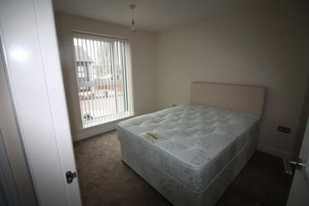 2 bedroom detached house to rent - Photo 5