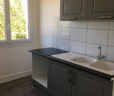 Location Appartement 1 pièce 28m² CHARTRES 28000 - Photo 2