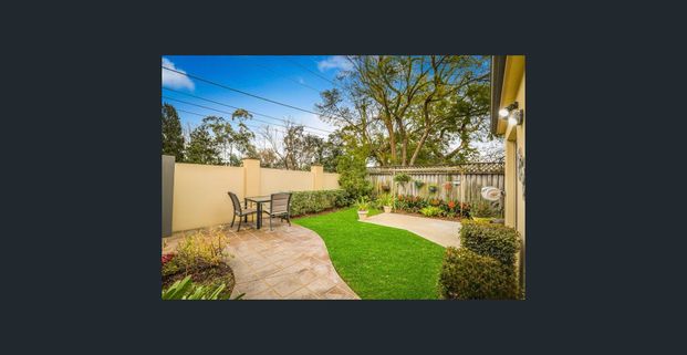 Modern Single-Level Villa in Sought-After Baulkham Hills North - Photo 1