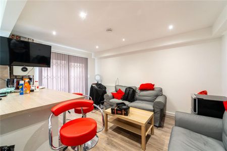 4 bedroom house to rent - Photo 3