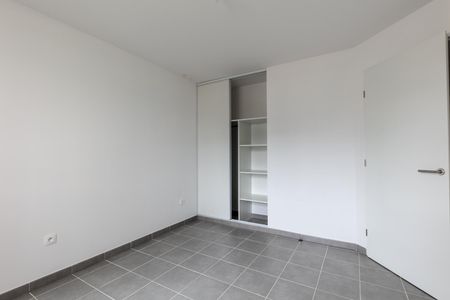 location Appartement F2 DE 45m² À BLAGNAC - Photo 3