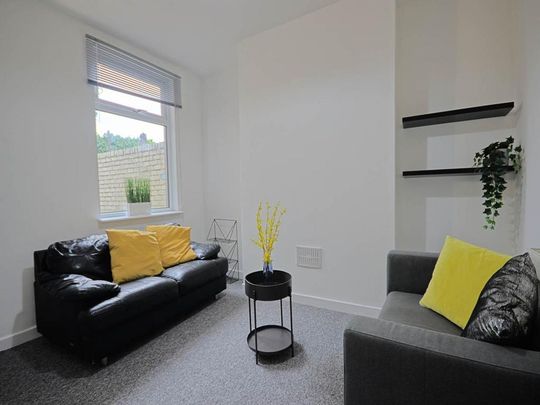 3 bedroom house share to rent - Photo 1
