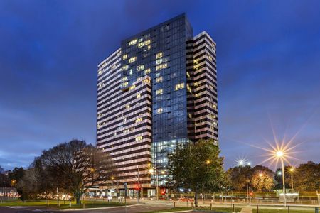 Furnished 2 bedroom apartment on the 17th Floor - Photo 4