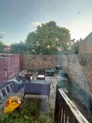 Spencer Hill Road, London, SW19 - Photo 4