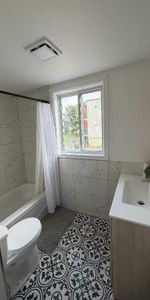 Appartement de deux chambres et une salle de bain - Photo 4