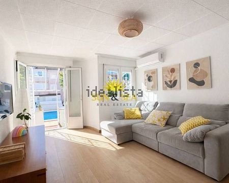 Alquiler de chalet pareado en Mil Palmeras - Photo 2