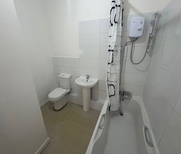 Burns Street - Photo 4