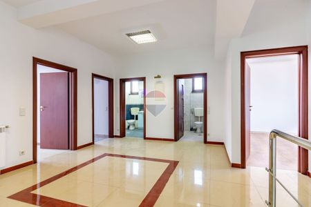 Duplex exclusivist– 400 mp, design modern, 5 dormitoare ?? - Photo 4