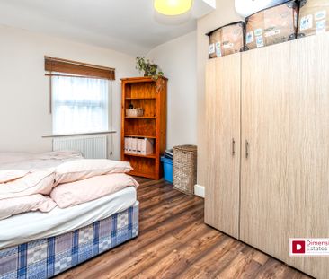 Walsingham Road, E5, London - Photo 6