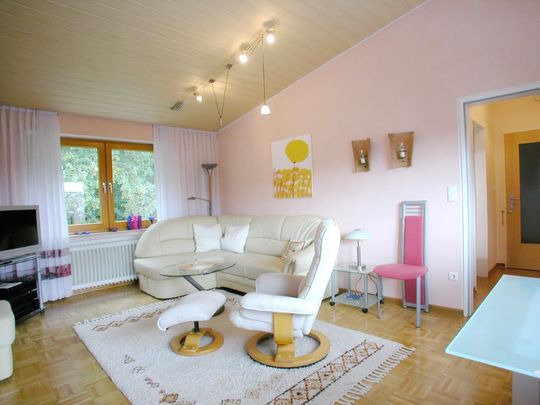 FLATmix.de / Helle komplett möblierte 2-Zi-Kü-Bad-Whg mit DACHTERRASSE - Photo 1