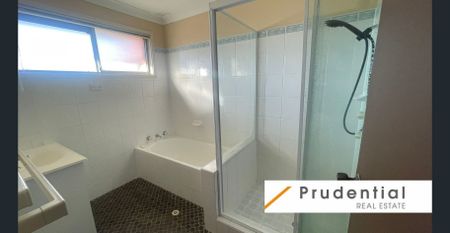 Three Bedroom Family Home - Photo 3