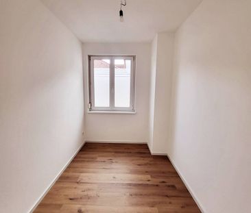 *131 m² Top Sanierte Wohnung* - mit Küche - Photo 1