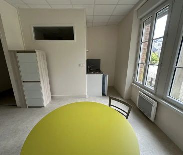 Location appartement 1 pièce - 25m² à Saint-georges-des-grosei (61100) - Photo 2