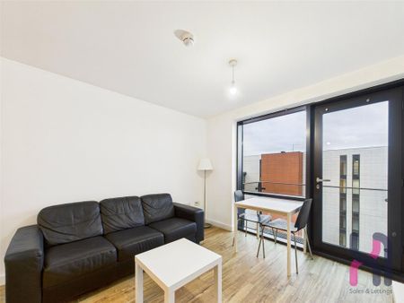 1 bedroom flat to rent - Photo 2