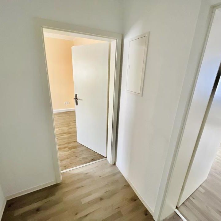 Erstbezug nach Sanierung! - Foto 1