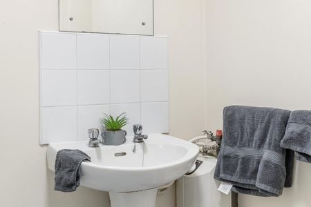 Room in a Shared Flat, The Farthings, NG7 - Photo 4