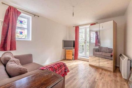 Knowles Close, West Drayton, UB7 - Photo 2