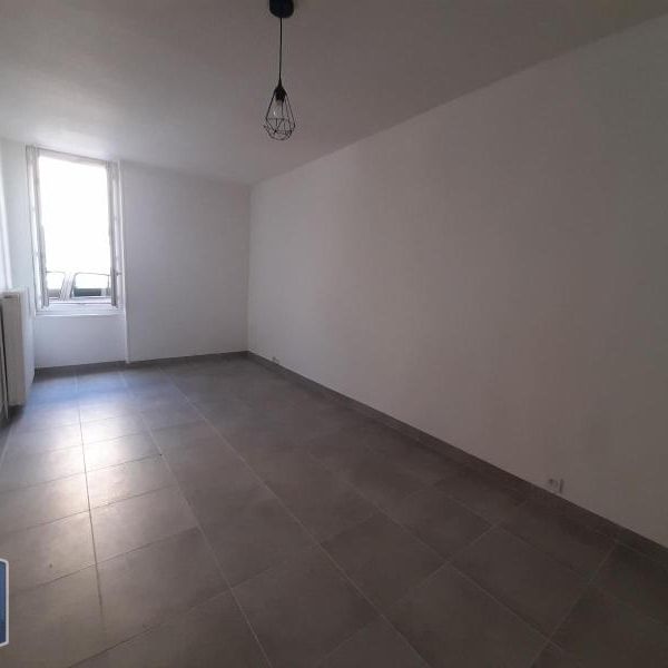 Location Appartement 2 pièces 41m² VILLEFRANCHE SUR SAONE 69400 - Photo 1