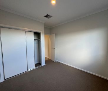 Spacious Four-Bedroom Family Home - Photo 5