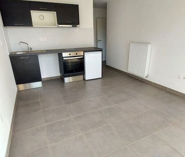 Location Appartement 2 pièces 39m² ESCALQUENS 31750 - Photo 3