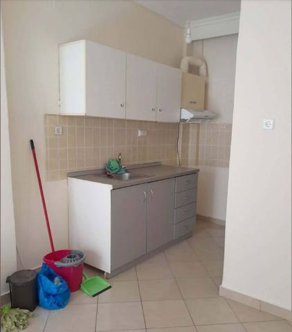 Studio/Γκαρσονιέρα για ενοικίαση Πλατεία Δημοκρατίας (Αμπελόκηποι) - Φωτογραφία 2