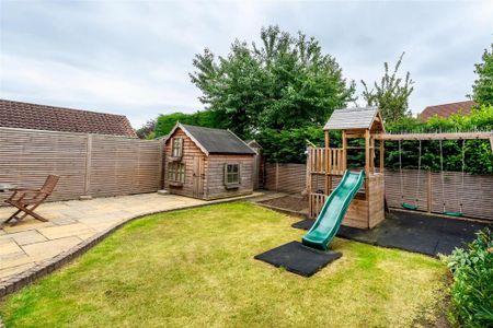 5 bedroom semi-detached house to rent - Photo 3