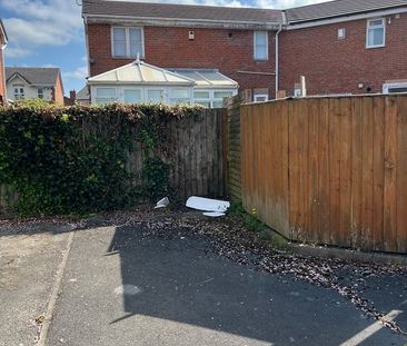 3 Bed Terraced House, Minster Road, M9 - Photo 2