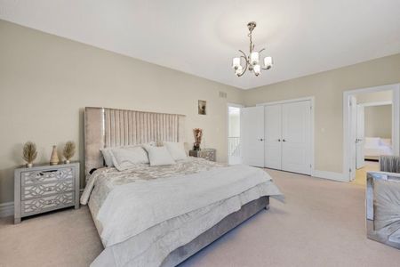 For Lease - 124 Boake Trail, Richmond Hill, Ontario - Photo 3