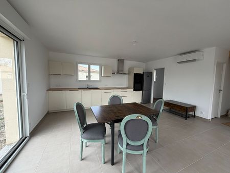 Location Maison 4 pièces 80m² - Photo 3