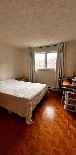 5 1/2 à louer janvier 2026, 1230$/mois - Photo 1