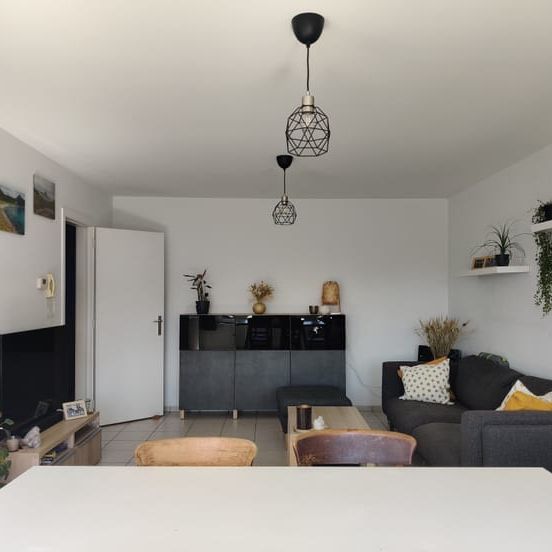 Appartement te huur - Photo 1