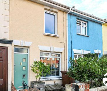 2 bedroom terraced house to rent - Photo 1